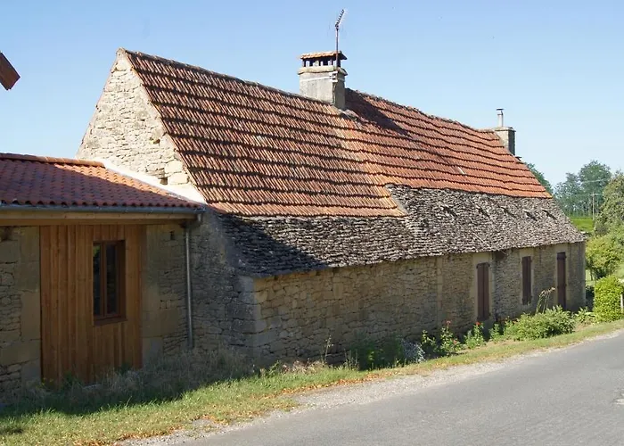 D'hotes L'oustralac فندق مبيت وإفطار La Chapelle-Aubareil